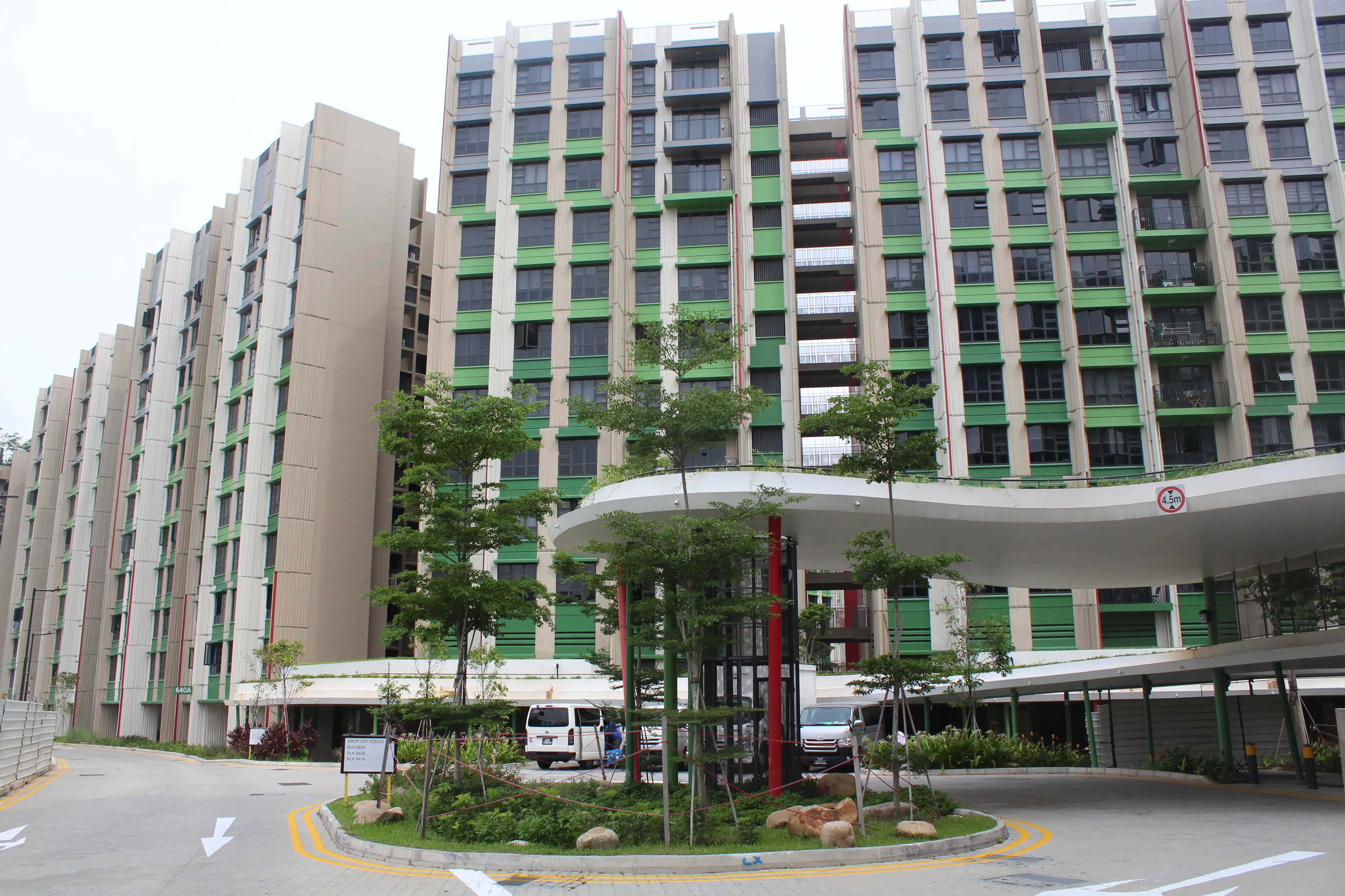 Tampines N6 C17 and C18 HDB precast construction project